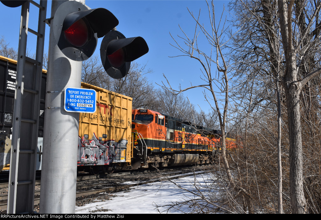 BNSF 1120